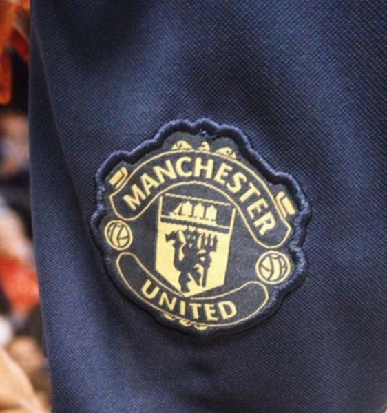 форма Manchester United   длинный рукав  2018-2019  резервная