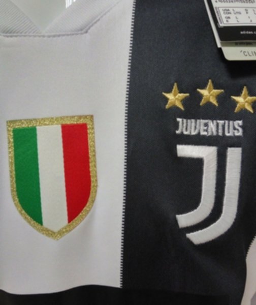 форма Juventus  №7 RONALDO  длинный рукав  домашняя  2018-2019