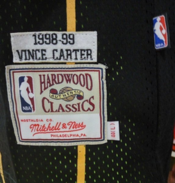 майка баскетбольная  Toronto Raptors №15 CARTER Mitchell & Ness