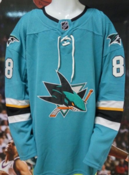 свитер хоккейный San Jose Sharks №88 BURNS