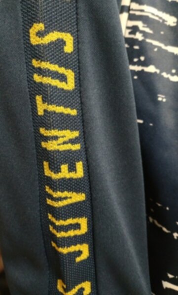 тренировочный костюм  Juventus  2020-21 Adidas полиэстер 100%