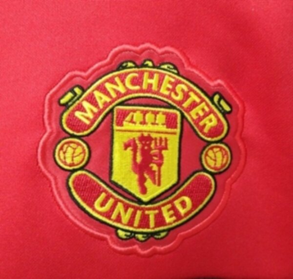 спортивный костюм  Manchester United 2020-21 Adidas полиэстер 100%