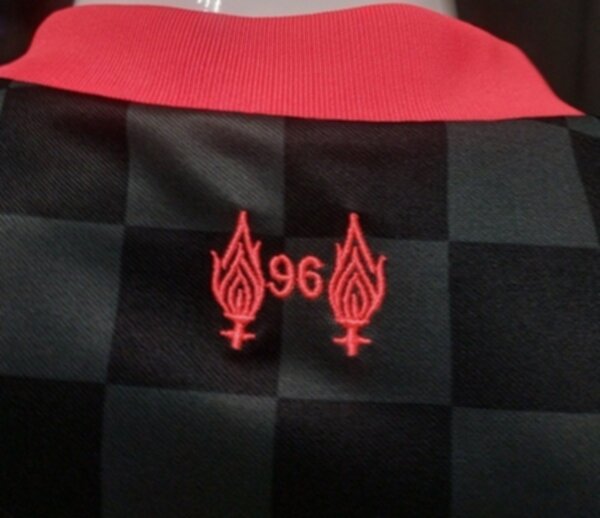 форма Liverpool 2020-2021 резервная