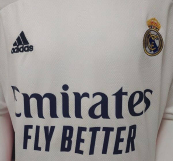 форма Real Madrid 2020-2021 домашняя