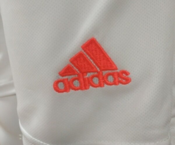 форма Bayern Munich 2020-2021 гостевая