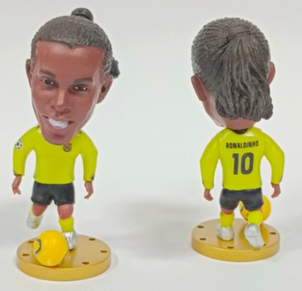 фигурка Роналдиньо Барселона ретро  6,5см