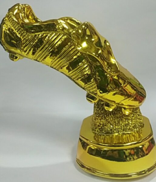 футбольная награда "Золотая бутса" 26 х 24 х 12см