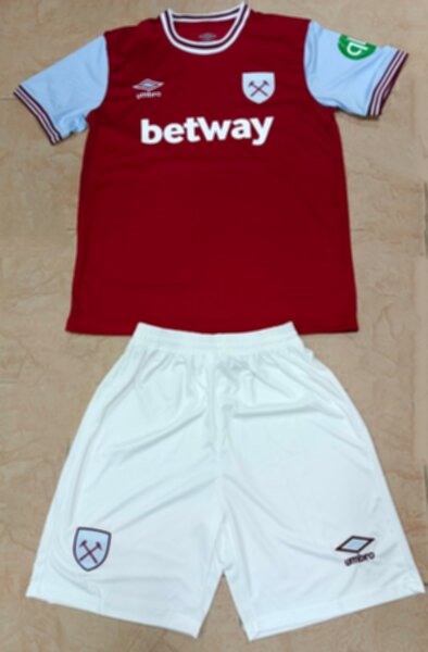 форма  West Ham  2024-2025 umbro,домашняя,полиэстер 100%