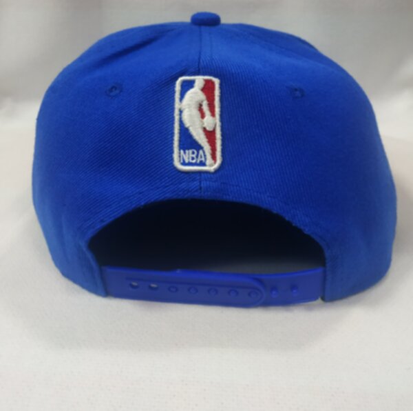 снэпбэк  Philadelphia 76ers 55-58см., полиэстер 100%