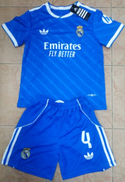 форма Real Madrid №4 SERGIO RAMOS  2025-2026 adidas,резервная,полиэстер 100%