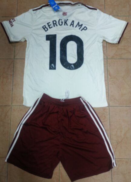 форма футбольная  Arsenal №10 BERGKAMP, 2025-2026 adidas,полиэстер 100%