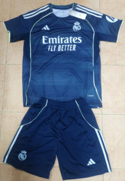 форма  Real Madrid 2025-2026 adidas,гостевая,полиэстер 100%