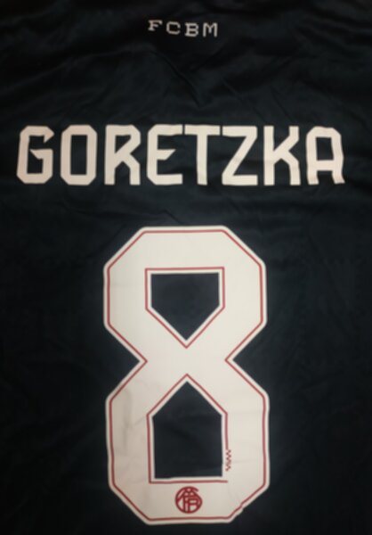форма Bayern Munchen  №8 GORETZKA  2025-2026 adidas,резервная,полиэстер 100%
