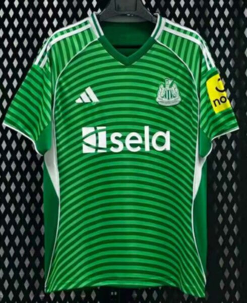 майка Ньюкасл Юнайтед,2025-2026,гостевая,полиэстер 100%