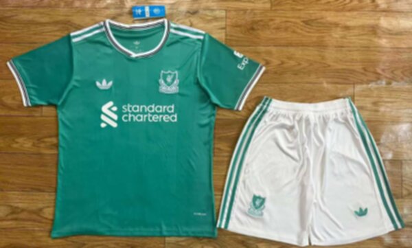 форма футбольная Ливерпуль,2025-2026,резервная,полиэстер 100%