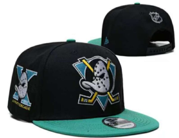 снэпбэк бейсболка Anaheim Ducks