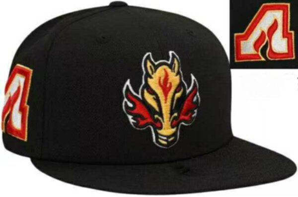 снэпбэк бейсболка Calgary Flames
