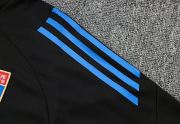 тренировочный костюм Лион,Adidas,полиэстер 100%