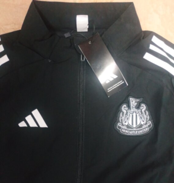 ветровка Ньюкасл Юнайтед, полиэстер 100%
