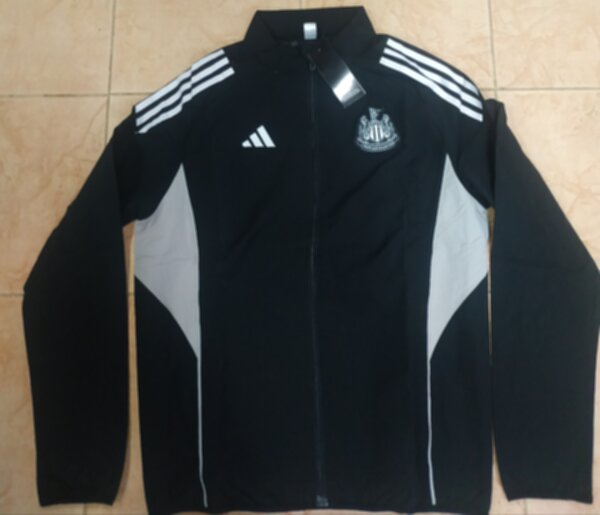 ветровка Ньюкасл Юнайтед, полиэстер 100%