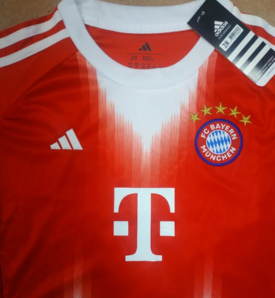 форма детская Bayern Munchen #17 Олисе,2025-2026,домашняя
