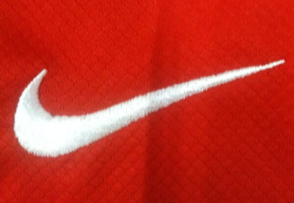 форма Liverpool 2023-2024 Nike домашняя полиэстер 100%