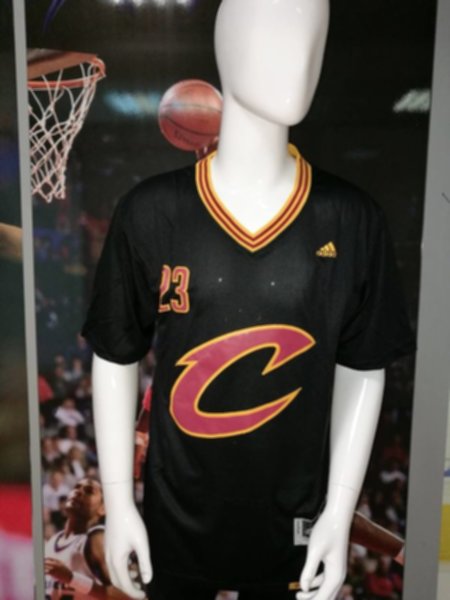 майка баскетбольная Cleveland Cavaliers №23 JAMES adidas