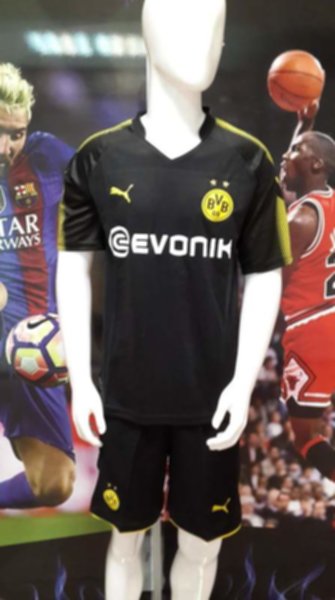 форма Borussia Dortmund   гостевая  2017-2018