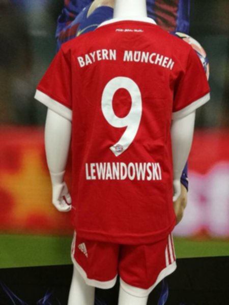 форма детская Bayern Munchen №9 LEWANDOVSKI  2017-18