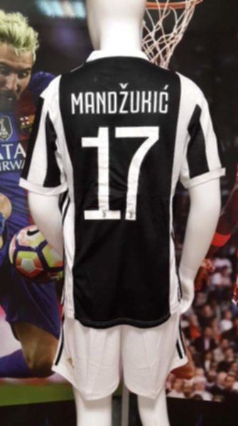 форма Juventus №17 MANDZUKIC   домашняя  2017-2018