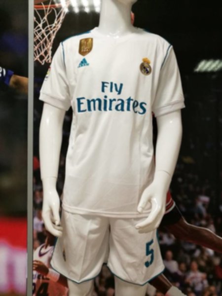 форма Real Madrid №5 VARANE  домашняя  2017-2018