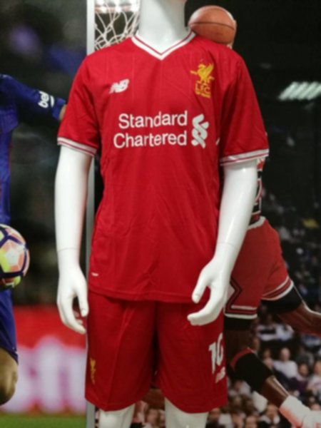 форма Liverpool №10 COUTINHO  домашняя  2017-2018