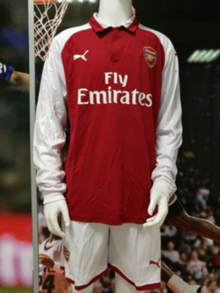 форма Arsenal  длинный рукав  домашняя  2017-2018