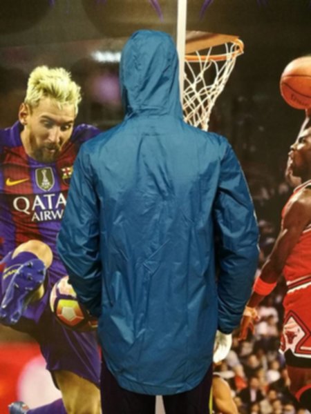 ветровка Real Madrid