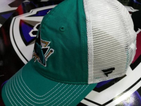 бейсболка San Jose Sharks