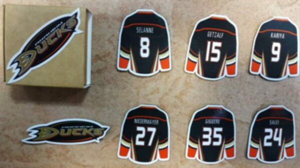 набор магнитов Anaheim Ducks  7 шт. винил  5 х 4 см