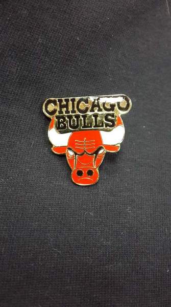 значок Chicago Bulls  №0388