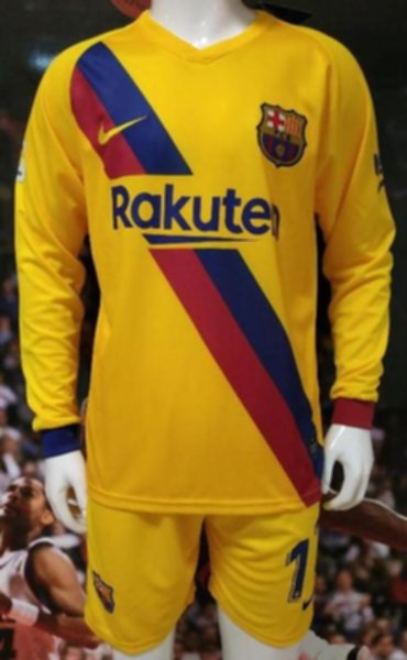 форма Barcelona  длинный рукав №17 GRIEZMANN  2019-2020  гостевая  полиэстер 100%