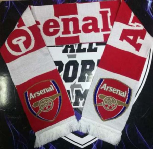 шарф Арсенал  вязаный,двухсторонний  акрил 100%