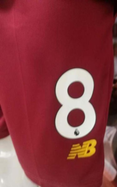 форма Liverpool №8 GERRARD   2019-2020  домашняя