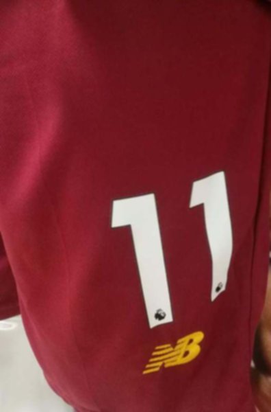 форма Liverpool №11 M.SALAH  2019-2020  домашняя