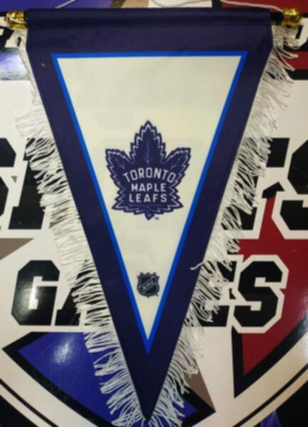 вымпел Toronto Maple Leafs  40 Х 25 см  матерчатый