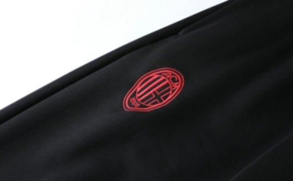 спортивный костюм AC Milan 2021-2022  Puma полиэстер 100%