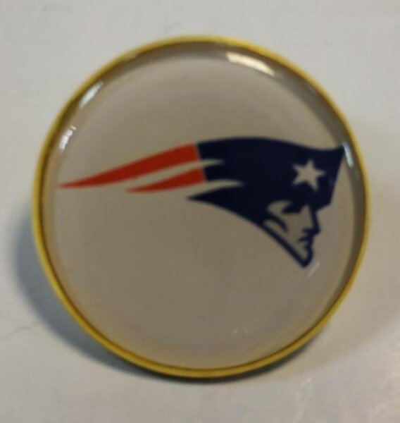 значок New England Patriots  №0238  2,5 см  металл+полимерная смола