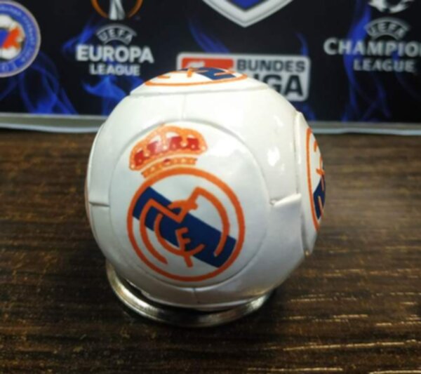 брелок Реал Мадрид 4 см  пластик