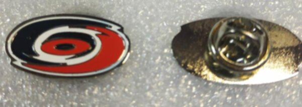 значок  Carolina Hurricanes №1180  2 х 1 см металл