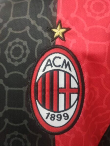 форма AC Milan  2020-2021  домашняя   полиэстер 100%