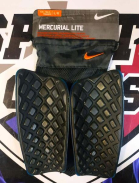 щитки Nike CR7  взрослые
