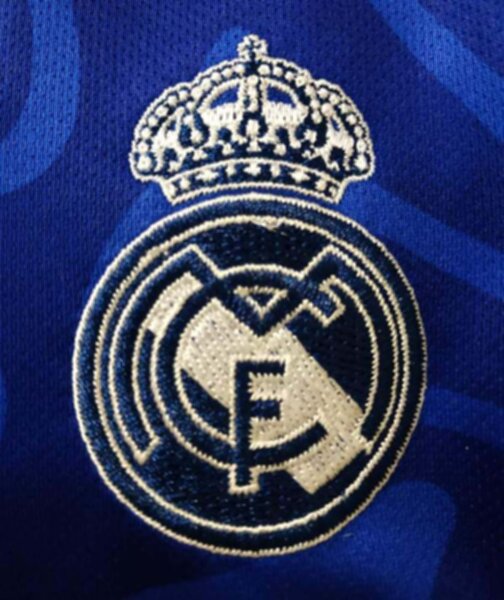 форма Real Madrid длинный рукав   2021-2022  гостевая полиэстер 100%