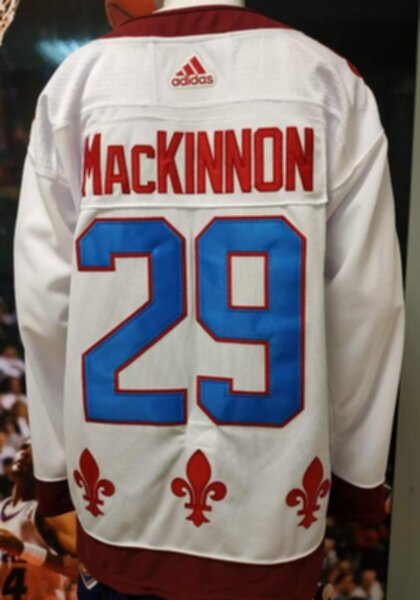 свитер  хоккейный  Colorado Avalanche №29 MacKINNON
